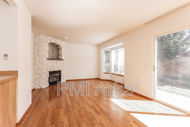 Foto del edificio - 10522 SE 264th St