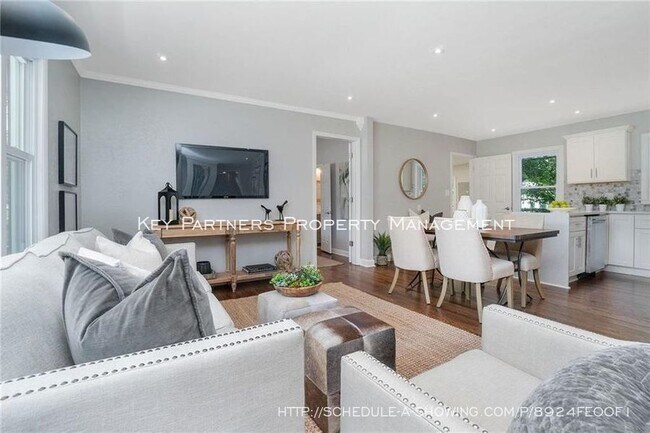 Building Photo - 6418 W 72nd Ter - IMMACULATE and UPDATED!