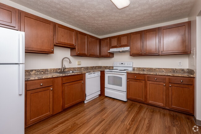 Executive - Kitchen - Pleasant Hills
