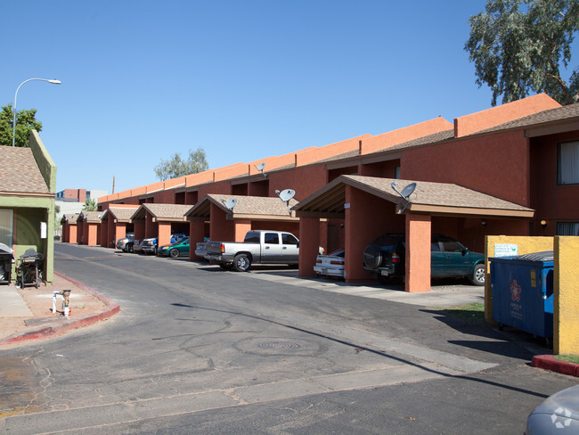 Building Photo - Colter Meadows Condominiums