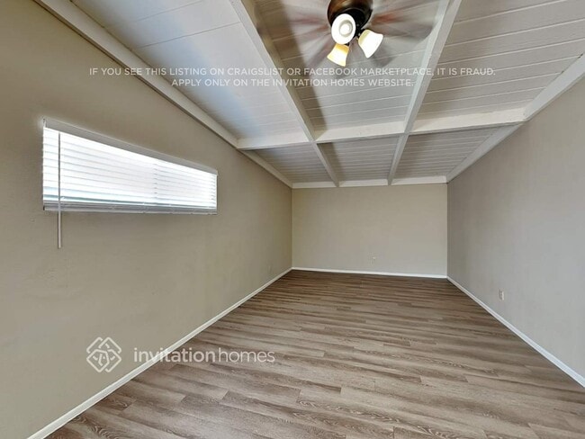 Foto del edificio - 5909 W Coronado Rd