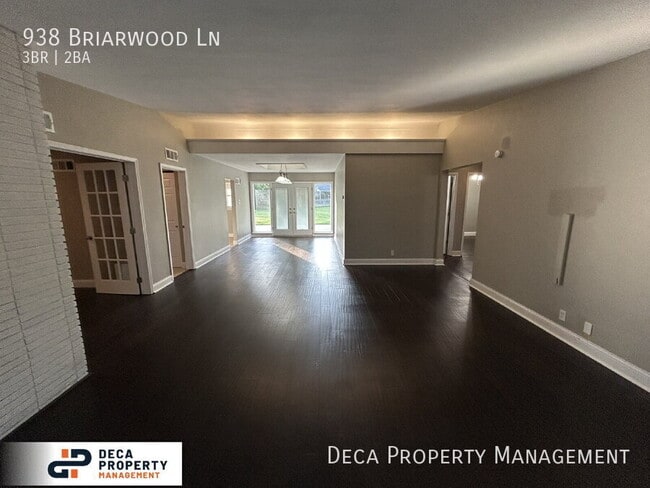 Building Photo - 938 Briarwood Ln