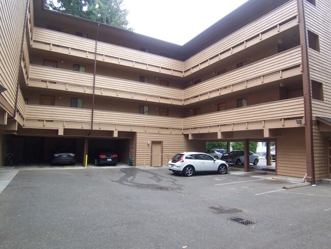 Building Photo - 19921 19th Ave NE
