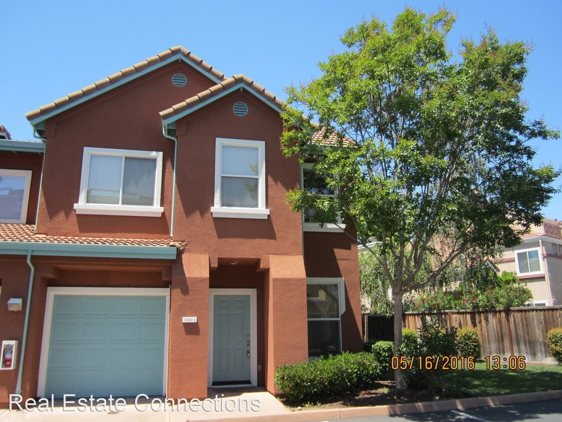 Primary Photo - 4175 Renaissance Dr