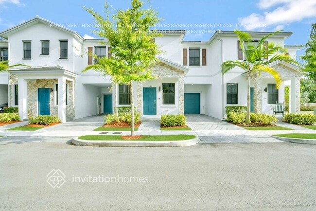 Building Photo - 1640 SW 29th St