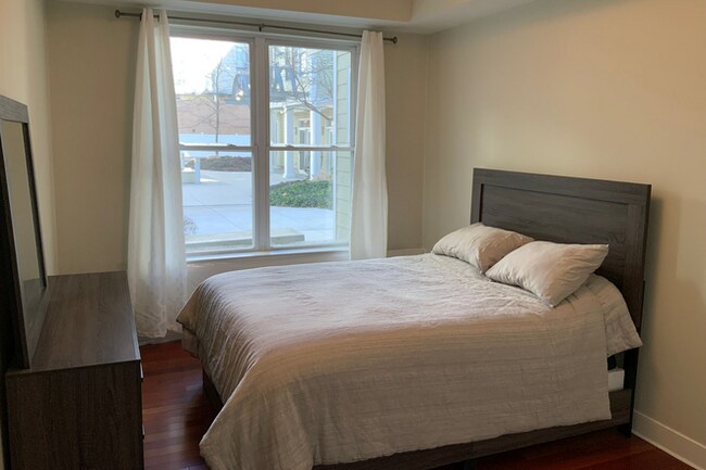 Building Photo - 1.0 bedroom in Cambridge Massachusetts 02138