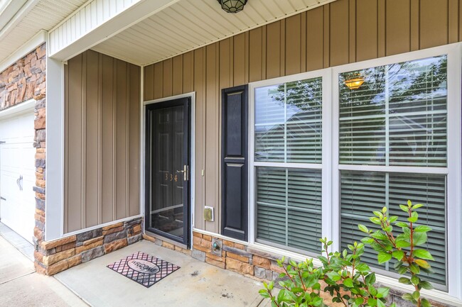 Foto del edificio - 334 High Meadows Pl