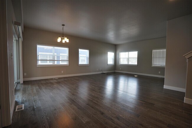 Building Photo - 1507 Gard Pl