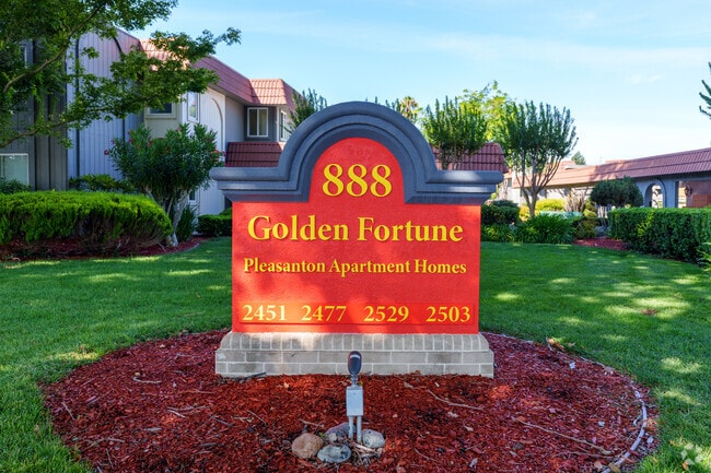Foto del edificio - 888 Golden Fortune