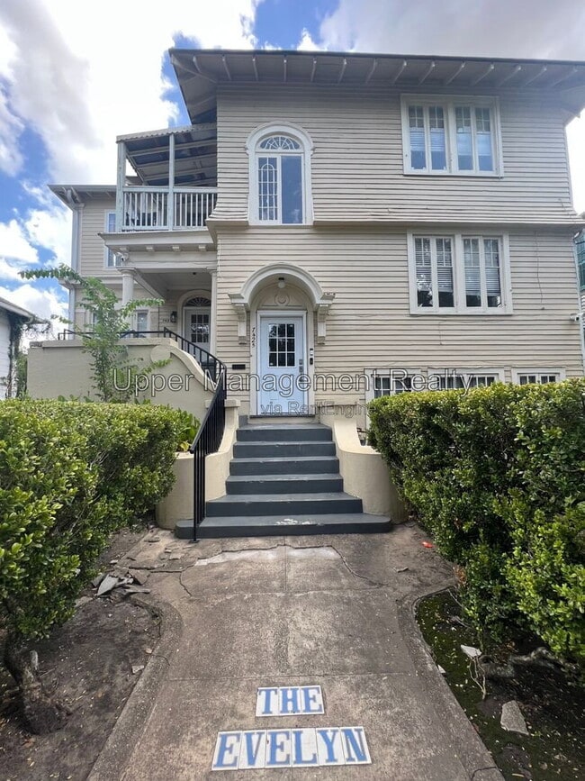 Building Photo - 7429 Hampson St