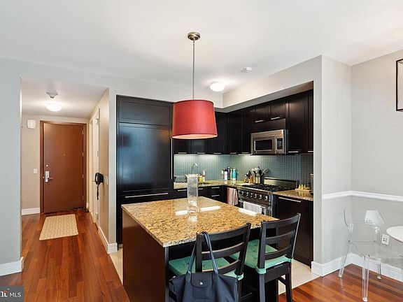 Foto del edificio - 1414 S Penn Square