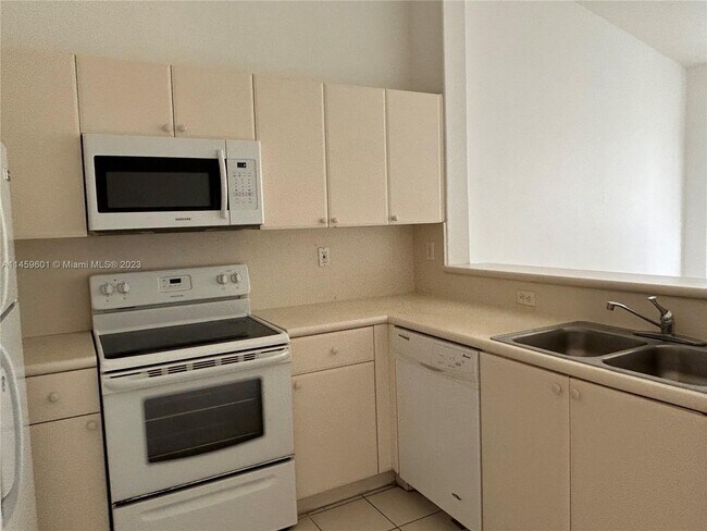 Foto del edificio - 2903 SE 17th Ave