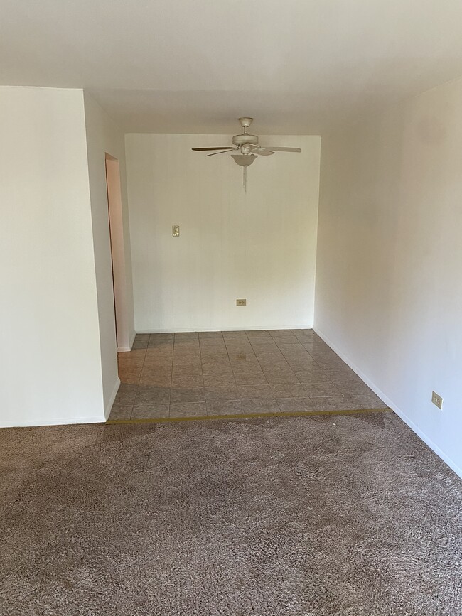 Building Photo - 890 Trace Dr