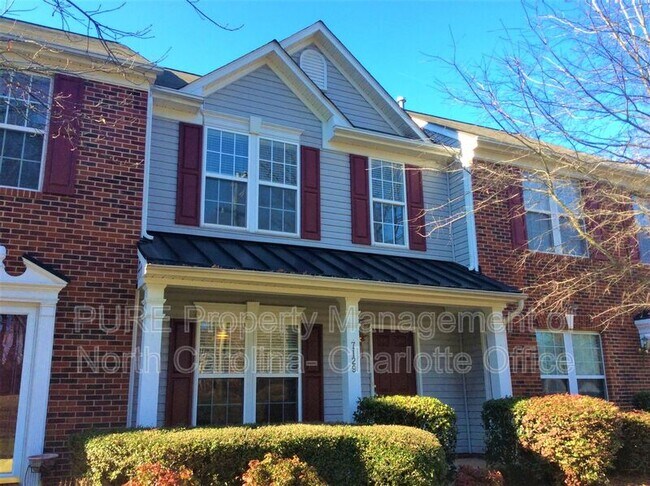 Photo - 7129 Flying Scotsman Dr Townhome