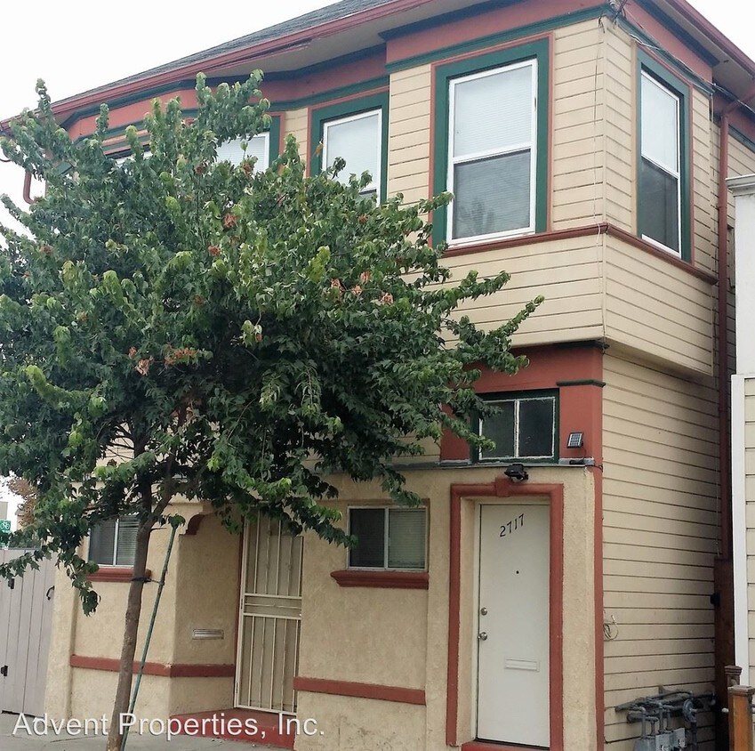 Foto principal - 2717 West St