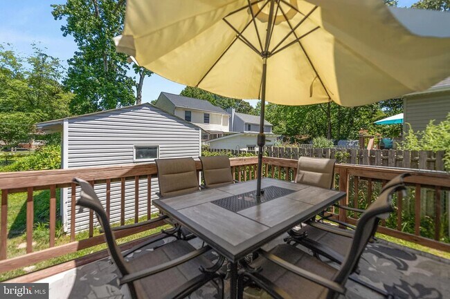 Foto del edificio - 1196 Spruce Ave