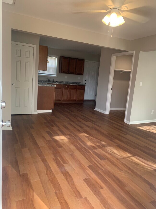 2609 Franklin Ave, Louisville, KY 40216 House Rental in Louisville