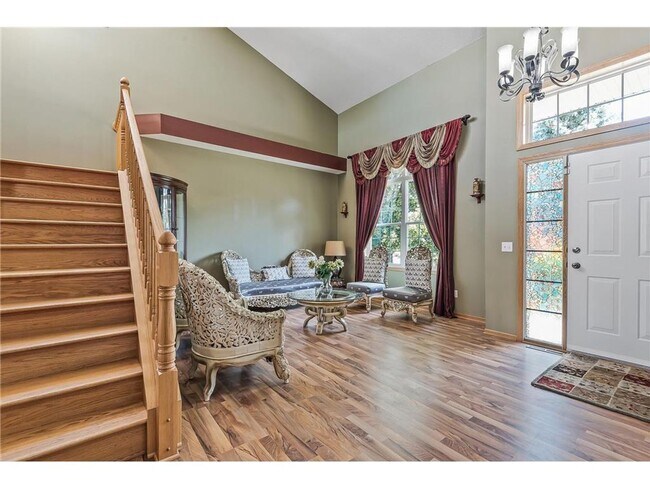 Foto del edificio - Gorgeous 2-story home on a cul-de-sac in P...