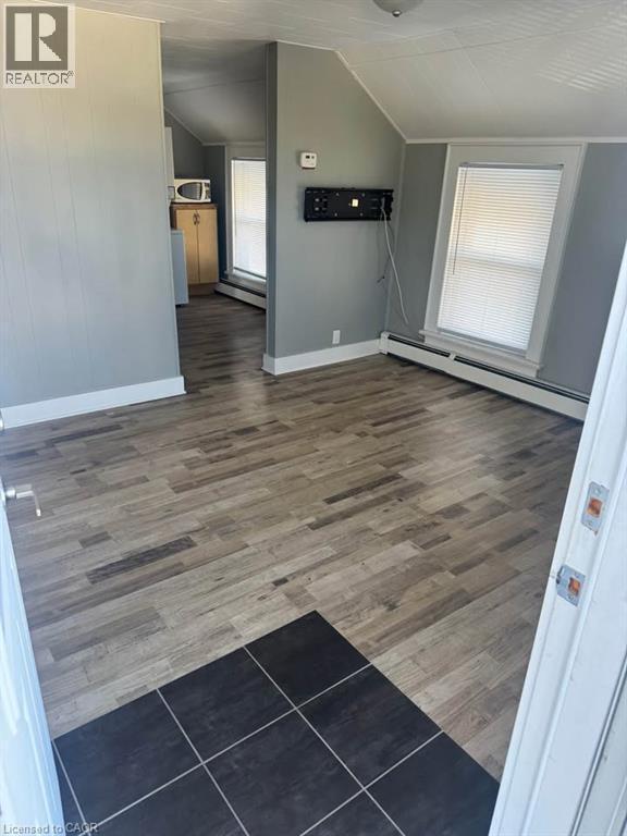 Photo du bâtiment - 324 Ridgeway Rd