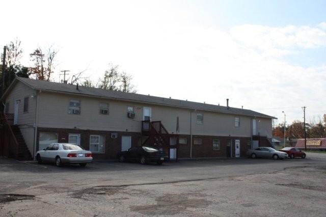 Building Photo - 844 N Dixie Blvd