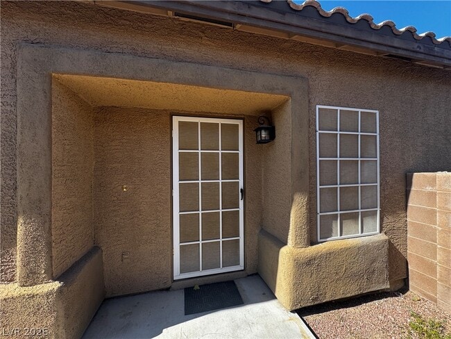 Building Photo - 7232 Deer View Ct