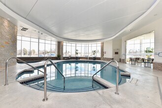 Building Photo - Mequon Reserve