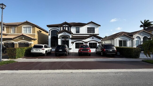 Building Photo - 15350 SW 11th St