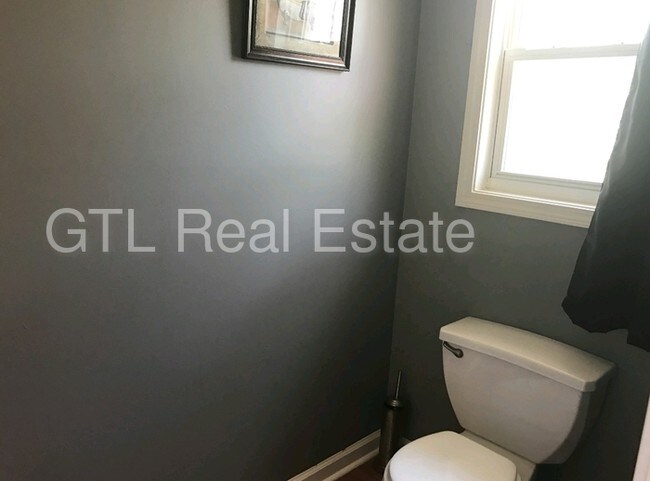 Foto del edificio - 580 Magnolia Dr
