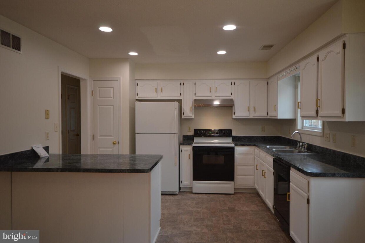 114 Providence Dr, Winchester, VA 22602 House Rental in Winchester