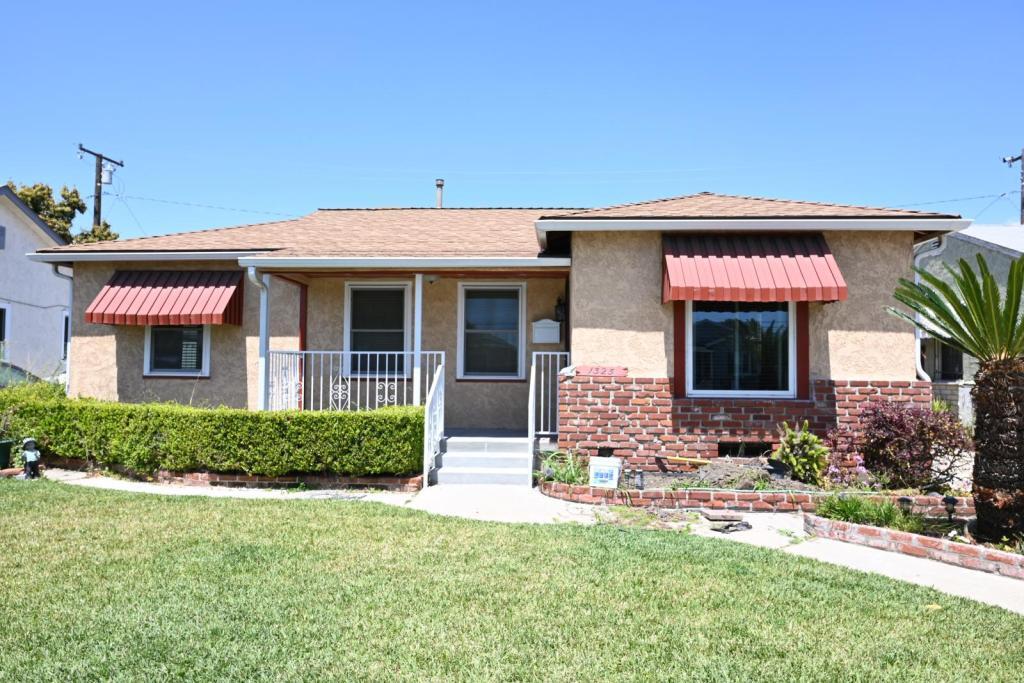1325 W 34th St, Long Beach, CA 90810 House Rental in Long Beach, CA