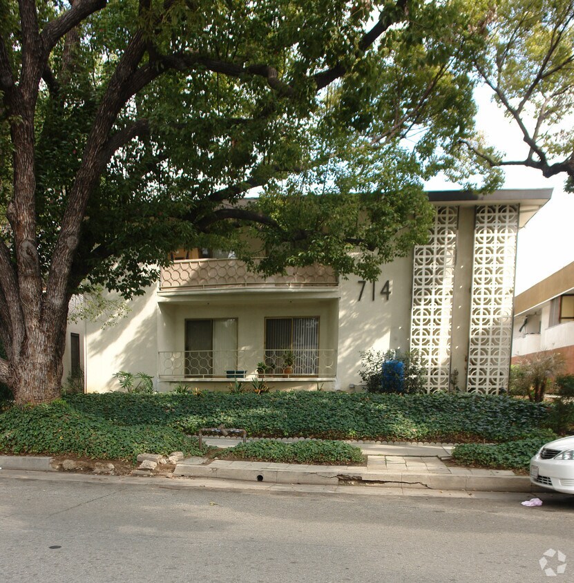Foto del edificio - 714 Prospect Ave
