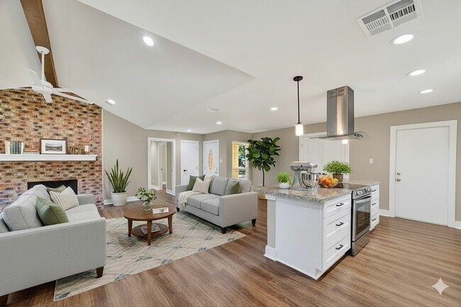 Foto del edificio - 2103 Woodway Dr