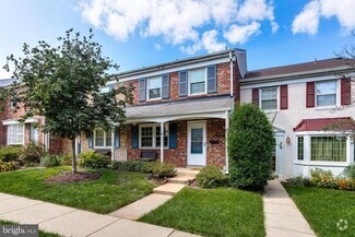 Building Photo - 546 Azalea Dr
