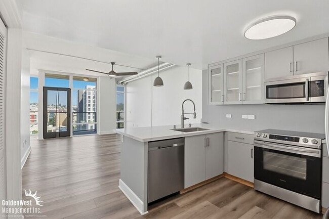 Building Photo - Bright and Open 1Bdm 1Ba Modern Condo in Downtown San Diego’s Smart Corner Community.