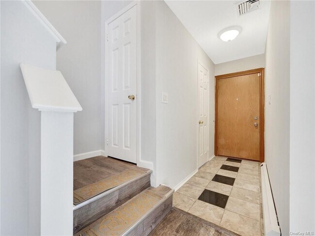 Foto del edificio - 416 Country Club Ln