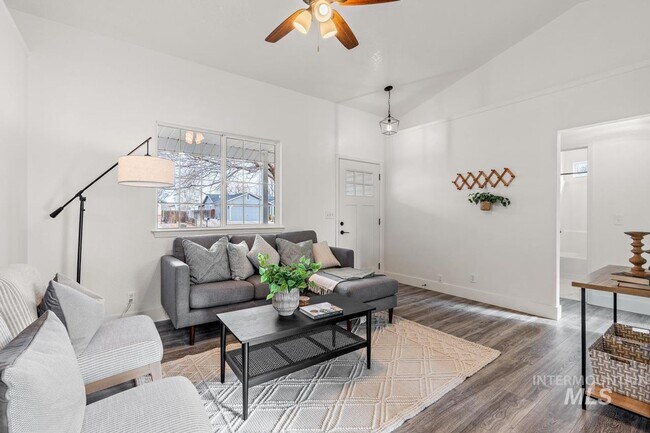 Foto del edificio - Remodeled Home in Kuna!