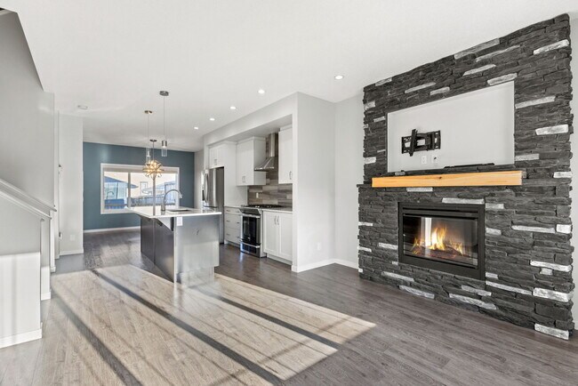 Photo du bâtiment - 407 Mahogany Blvd SE