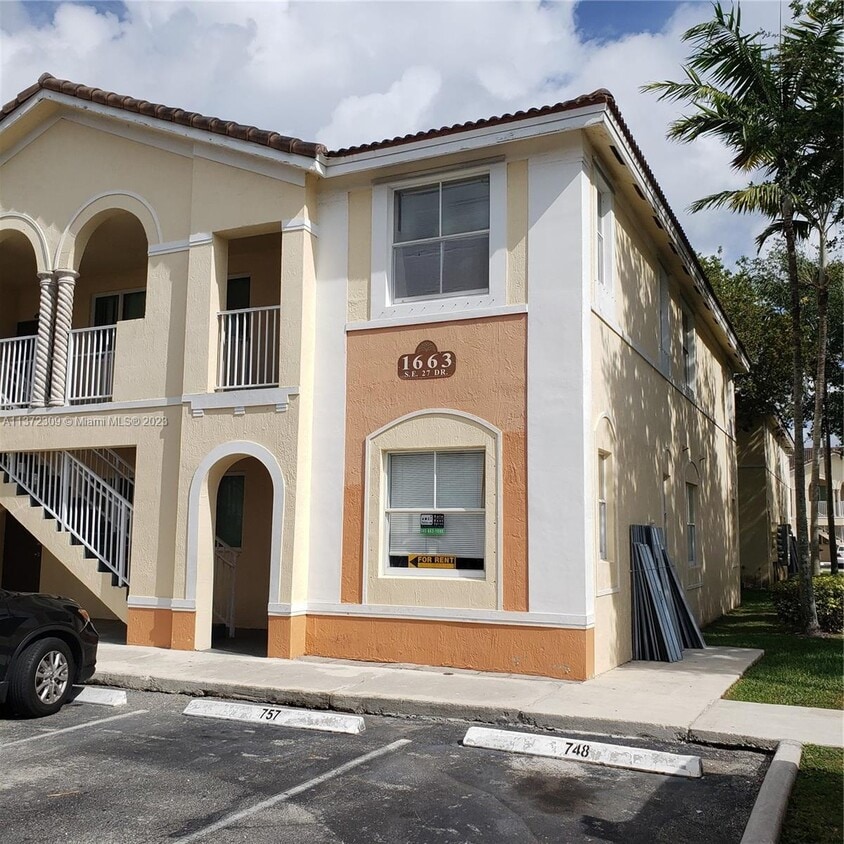 1663 SE 27th Dr Unit 209, Homestead, FL 33035 Room for Rent in Homestead, FL