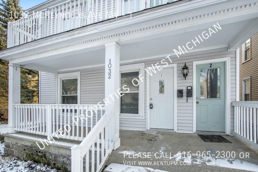 Primary Photo - 1032 Mc Reynolds Ave NW