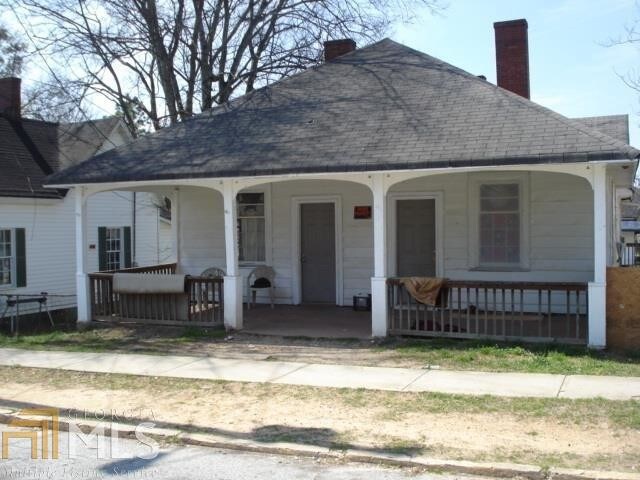 Primary Photo - 43 Hazel St
