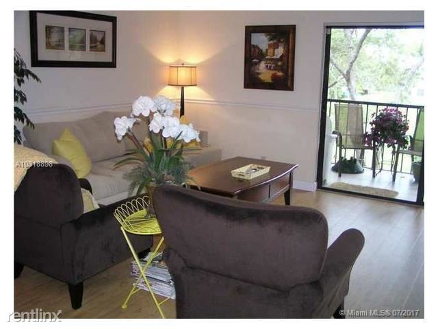 Foto del edificio - 130 NW 70th St