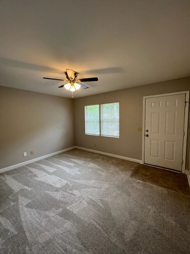 Photo - 103 Old Saluda Dam Road Apartment