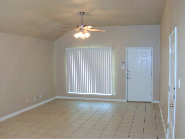 Foto del edificio - 3 Bedroom / 2 Bath Duplex – Near Fort Hood – Killeen, TX