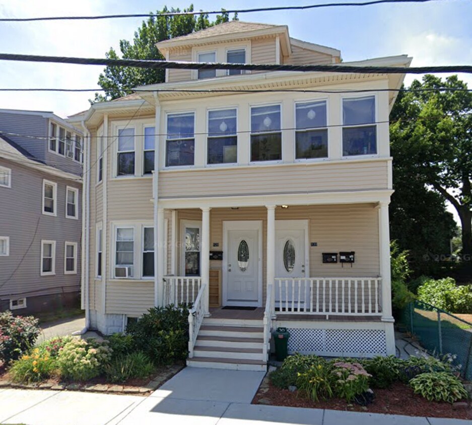 Foto principal - 128 Nichols Ave