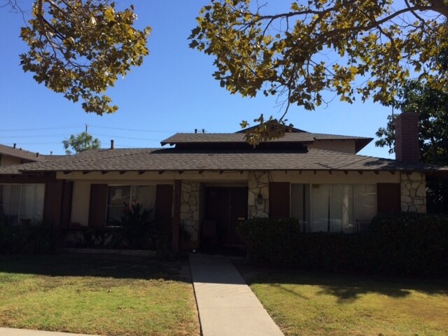 Building Photo - 2732 W Keller Ave