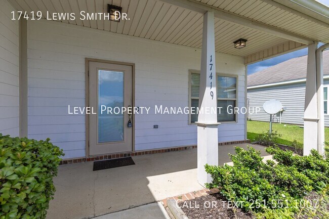 Foto del edificio - 17419 Lewis Smith Dr