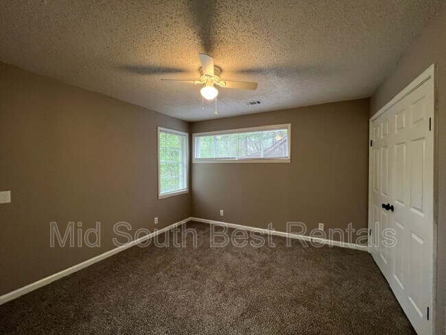 Foto del edificio - 3109 Collier St