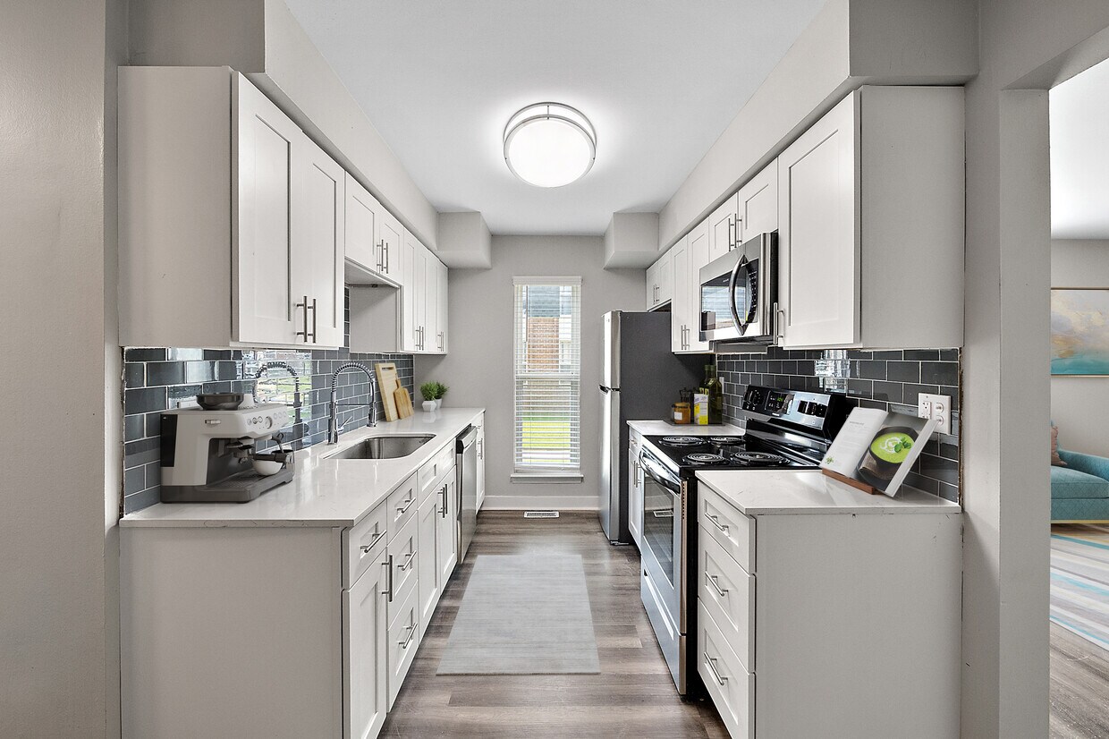 Greentrees Apartments in Riverview, MI