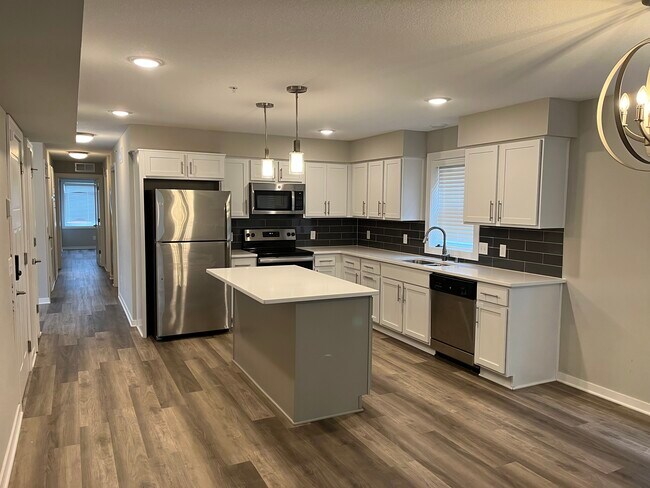 Foto del edificio - 956 19th Ave NE