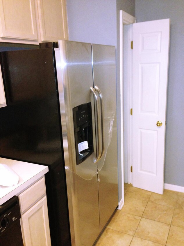 Foto principal - 5001 Hollington Dr